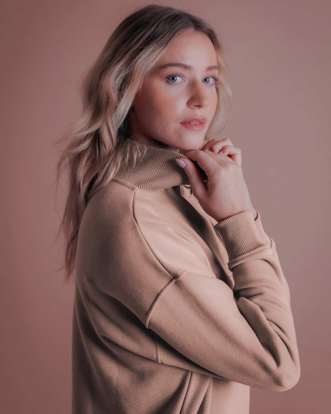 The Classic Quarter Zip - Sand