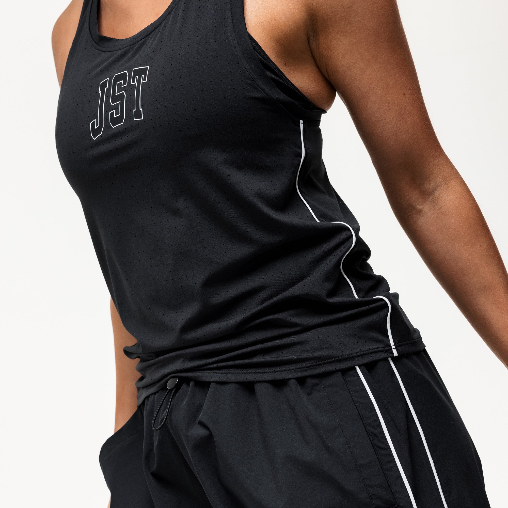 Advantage Vest - Black