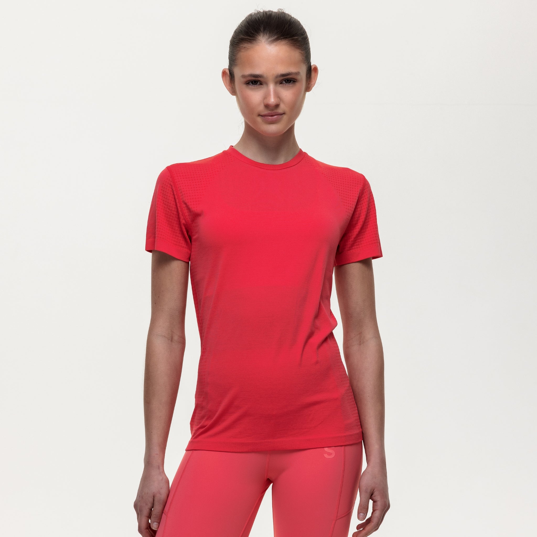 Seamless Performance Training Tee - Coral