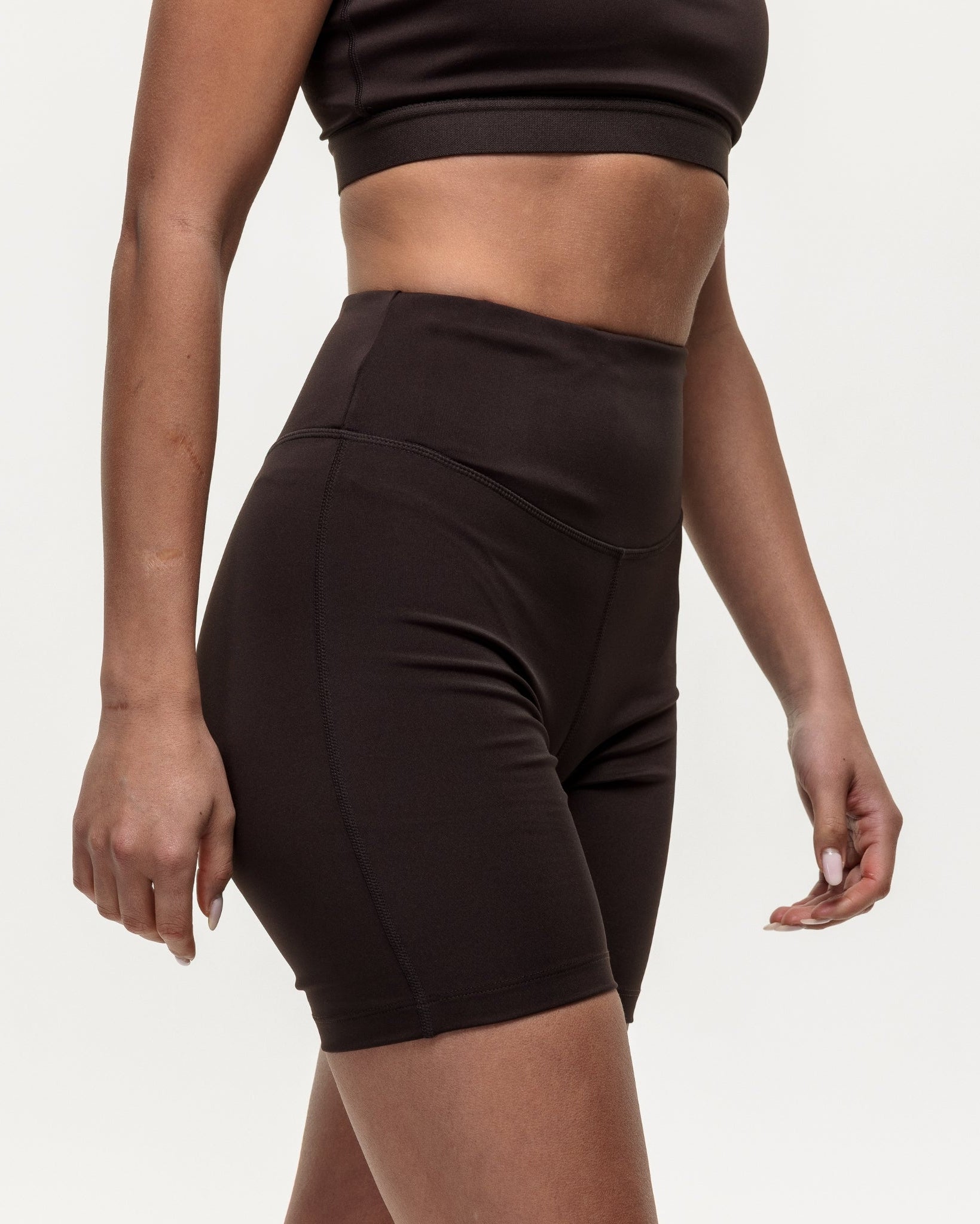 Motion High Rise Biker Shorts - Cocoa
