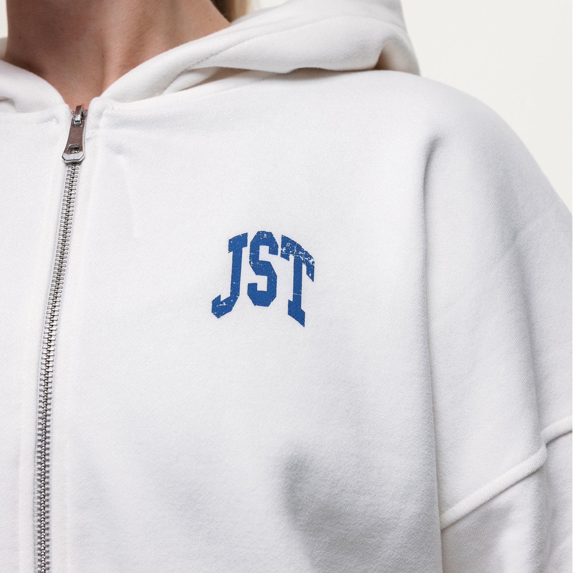 Training Club Crop Zip Up - Vintage Stone