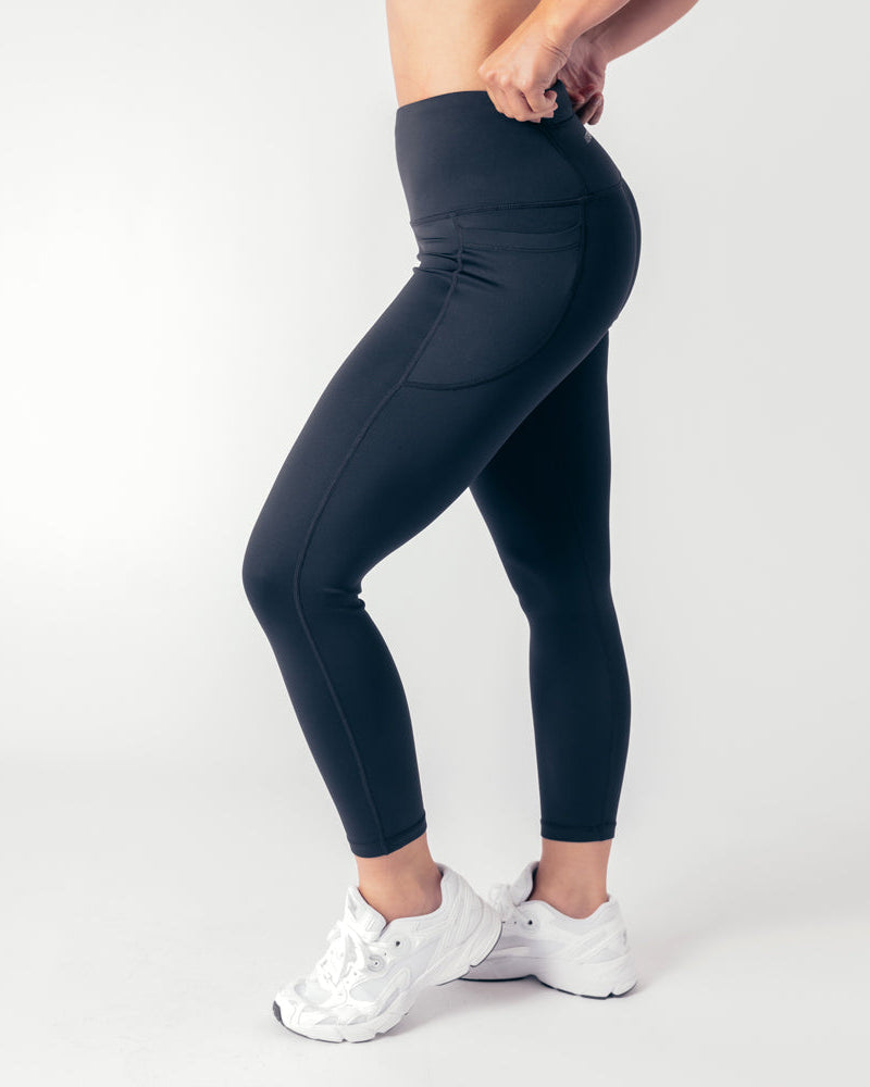 High Rise 7/8 Genesis Leggings - Black Onyx